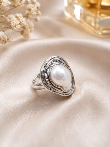 Pearl Glow Ring